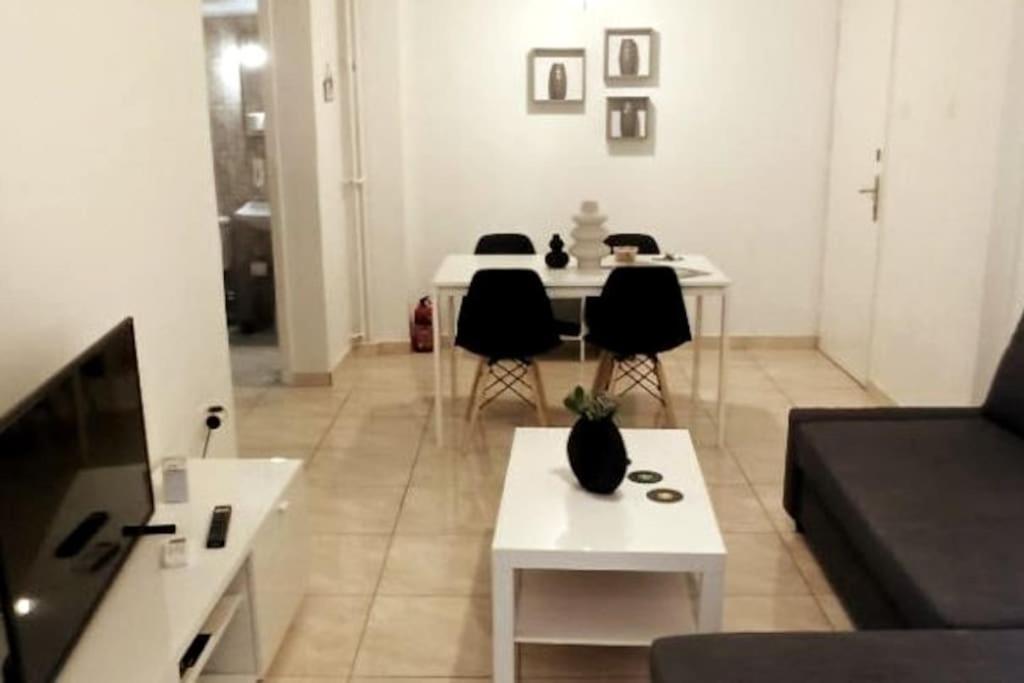 Pagrati Apartment Διαμέρισμα Παγκράτι Aten Exteriör bild